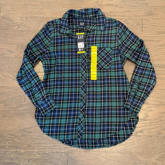 GAP Tops - GAP Womens Plaid Flannel Blue Green Long Sleeve Button Down Size Medium NEW